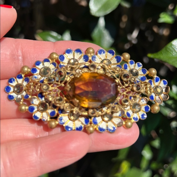 Czechoslovakia Glass Enamel Floral Brooch - Picture 6 of 6